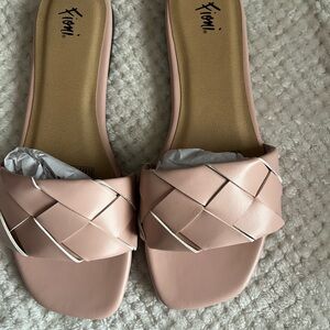 Fioni rose water color slides. 8 1/2. New!!